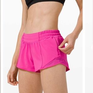 Lululemon Hotty Hot Low-Rise Short 2.5” in pink